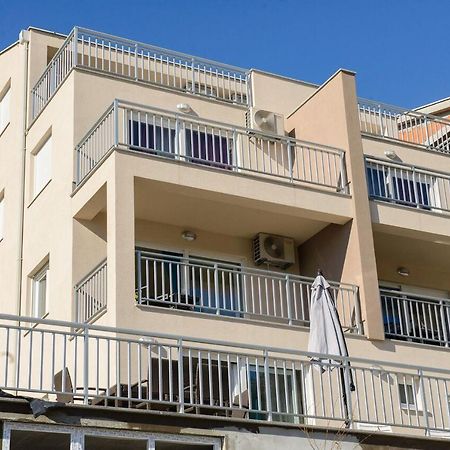Apartmani Lela 杜巴 外观 照片