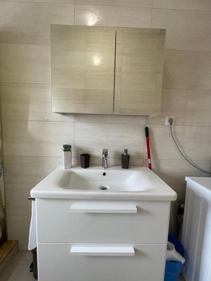 Apartmani Lela 杜巴 外观 照片