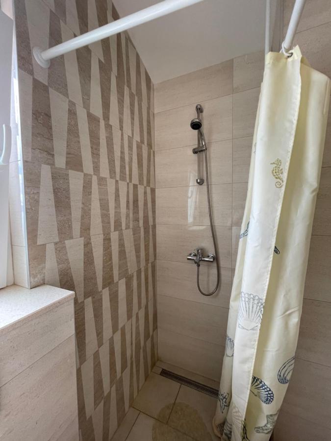 Apartmani Lela 杜巴 外观 照片