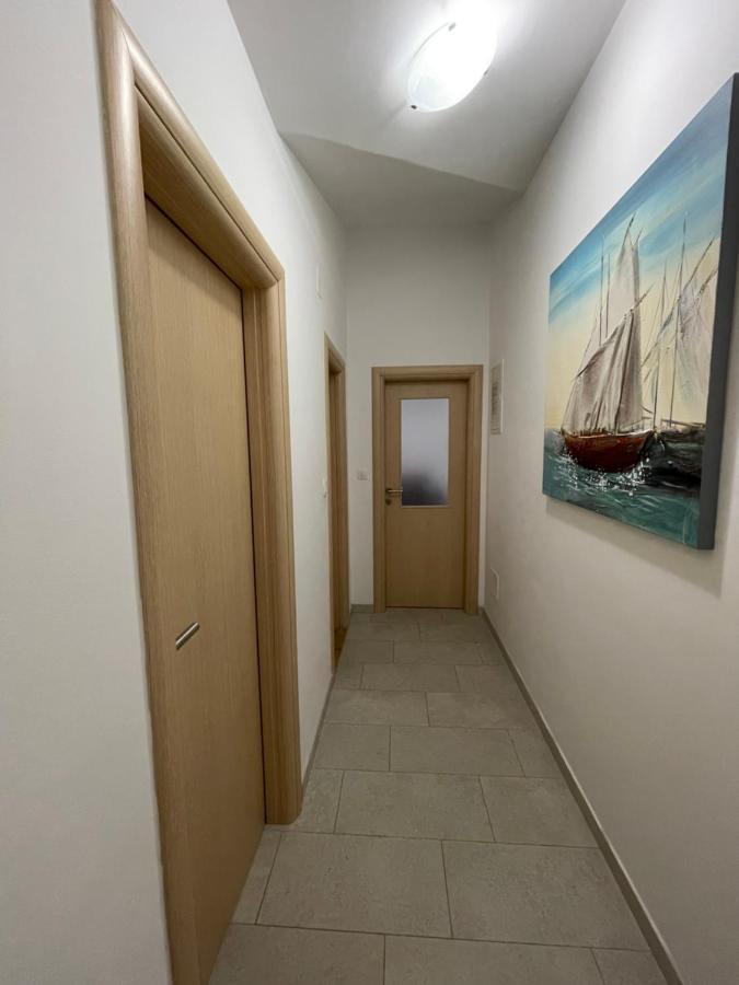 Apartmani Lela 杜巴 外观 照片
