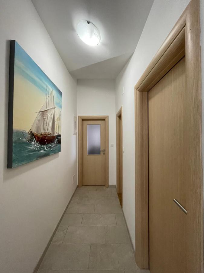 Apartmani Lela 杜巴 外观 照片